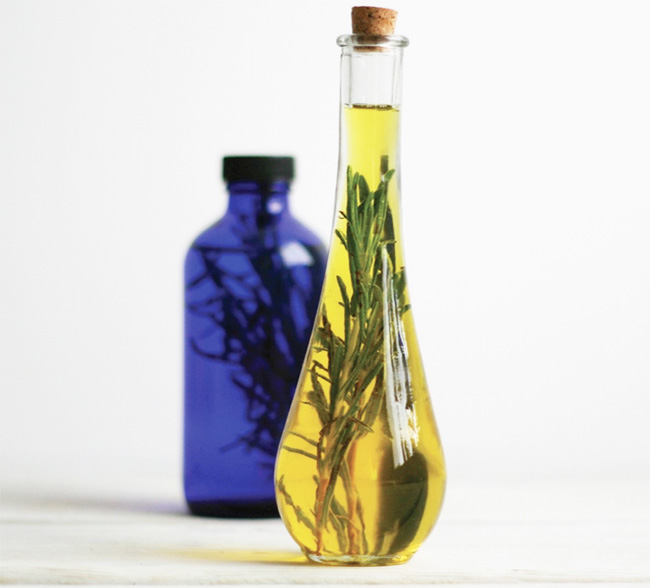 How to make Rosemary Infused Oil