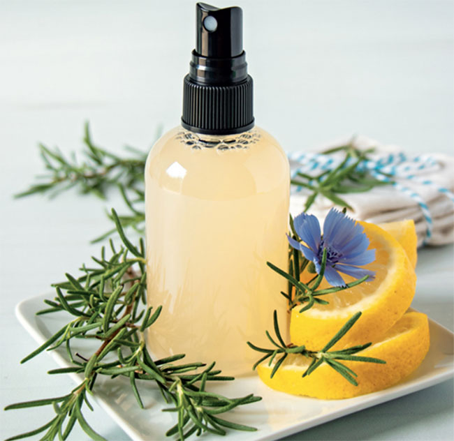 Lemon and Rosemary All-Purpose Cleaning Spray