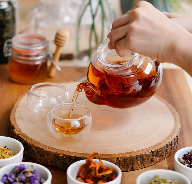 5 Best Natural Tea Blends for Glowing Skin 